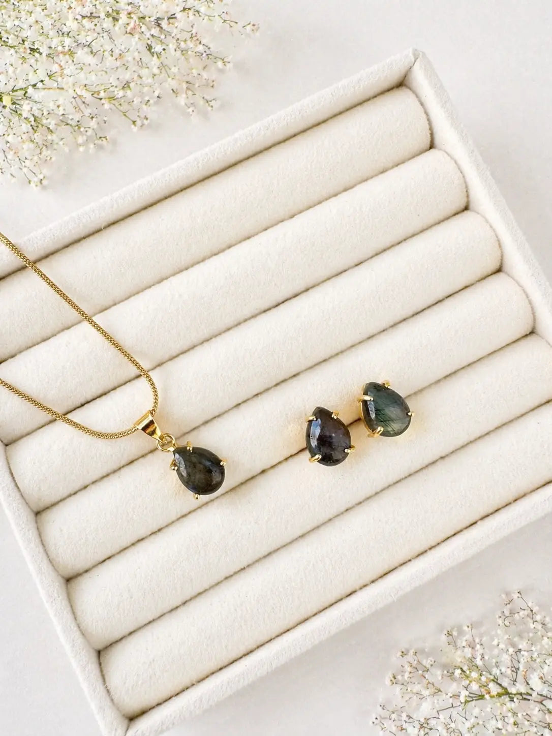 Crystal Oval Pendant set